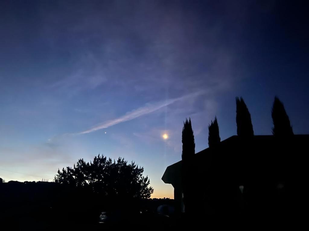Stargazing Retreats Homestay Camp Verde Luaran gambar